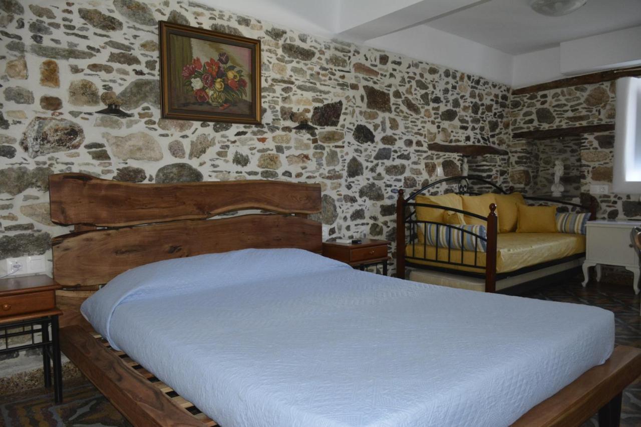 Studios Bourgos Naxos City Buitenkant foto